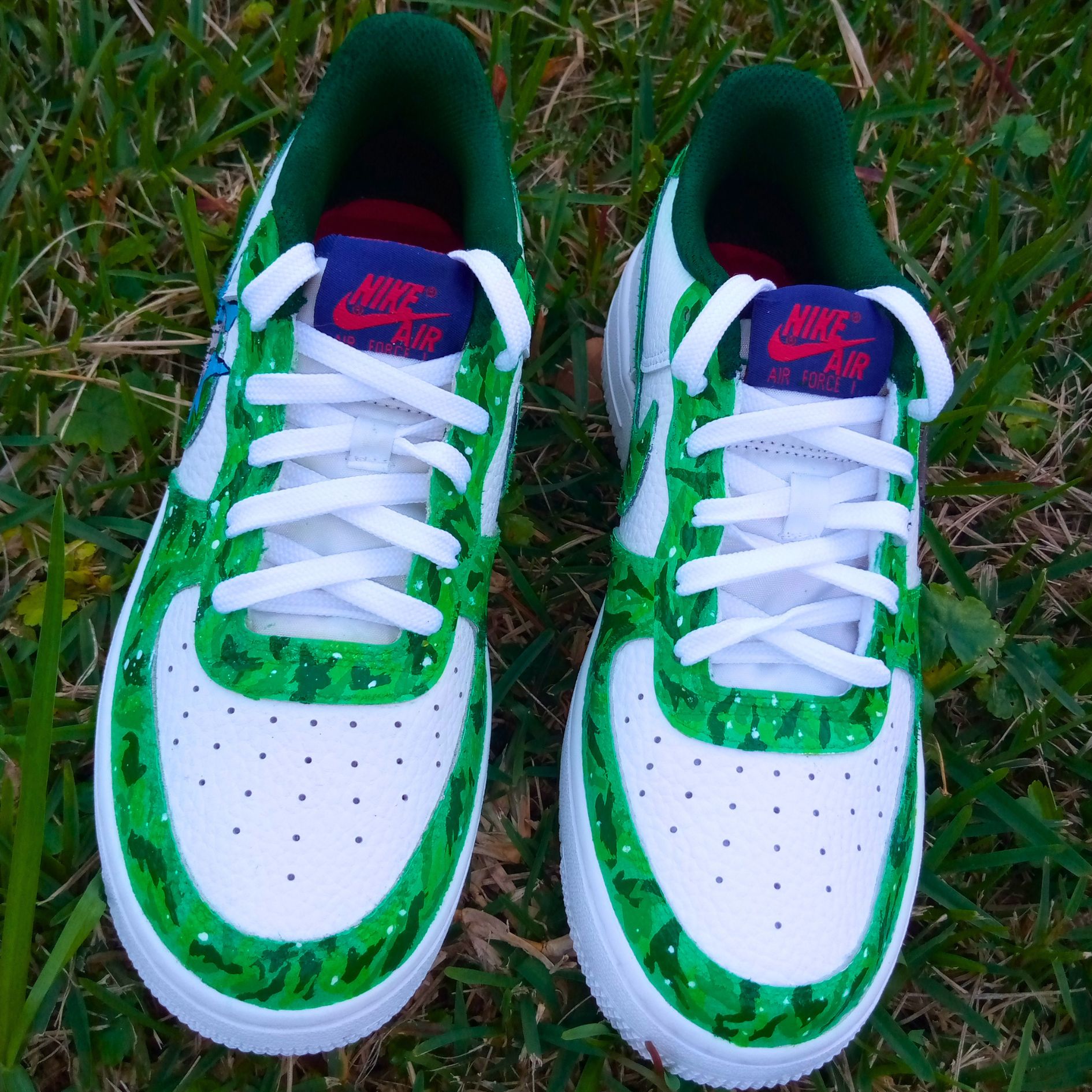 Sneakers by MK24