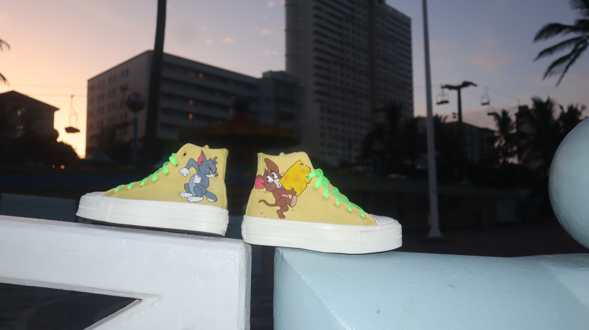 Sneakers by MK24