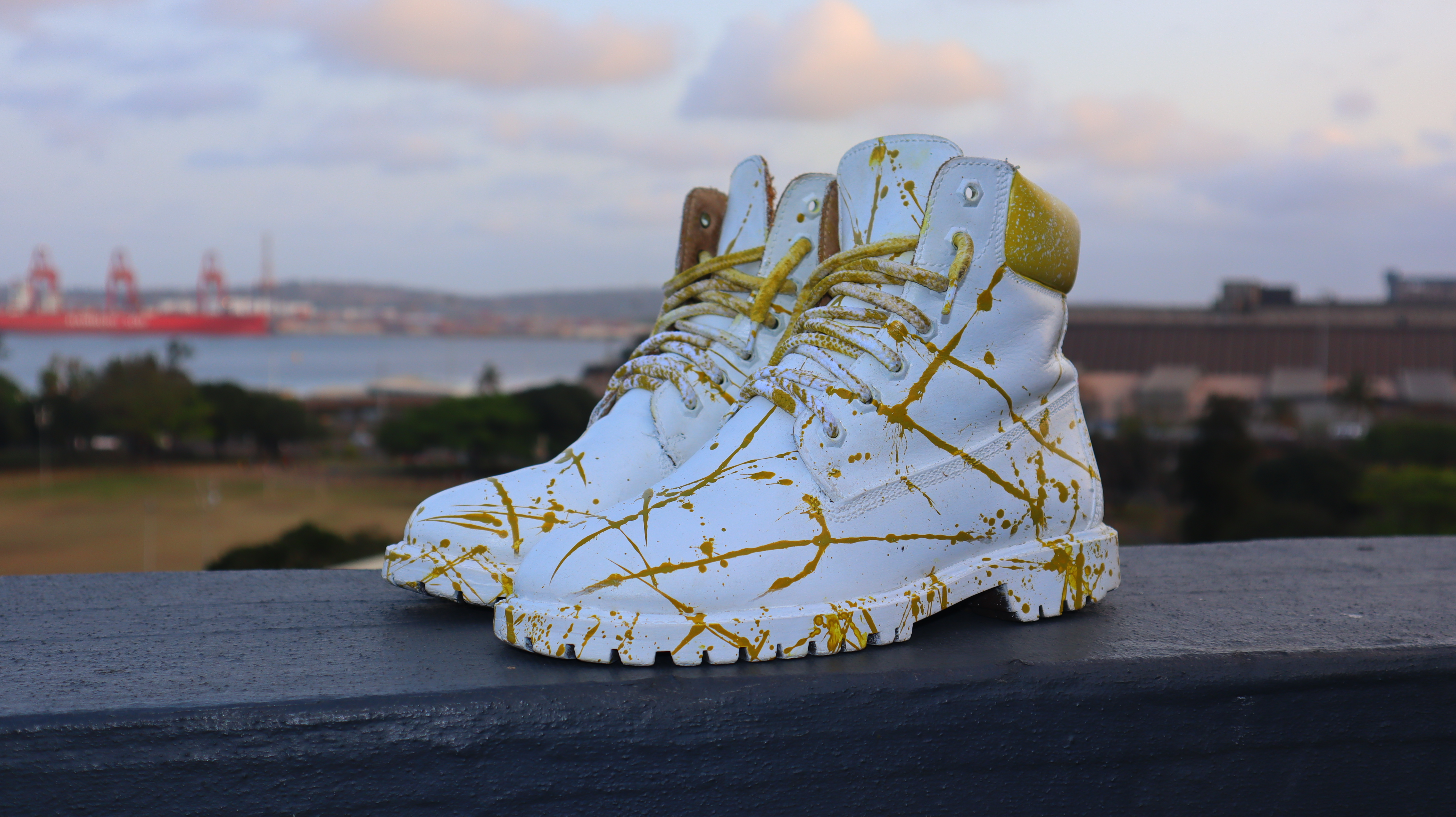 Sneakers by MK24